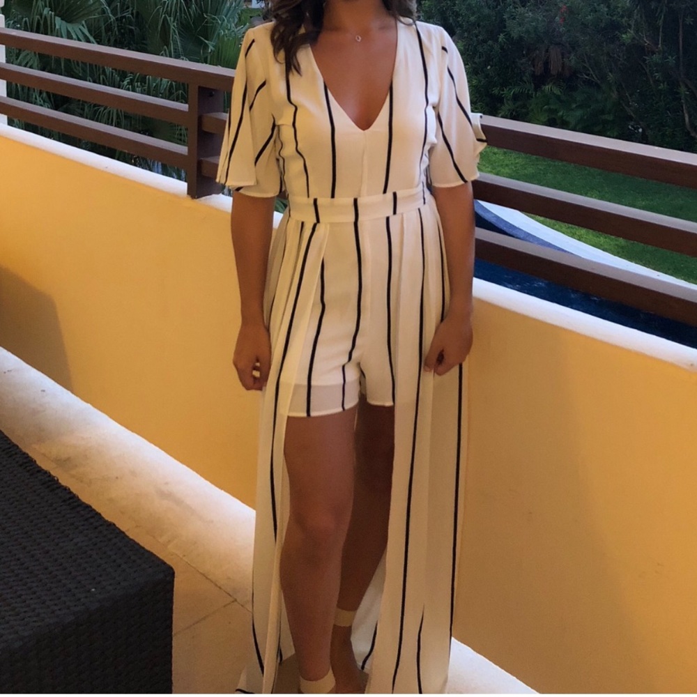 Beautiful Romper!! Worn once!